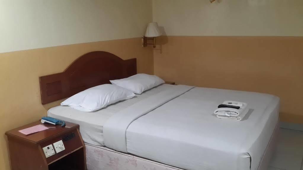 Batam Star Hotel Экстерьер фото